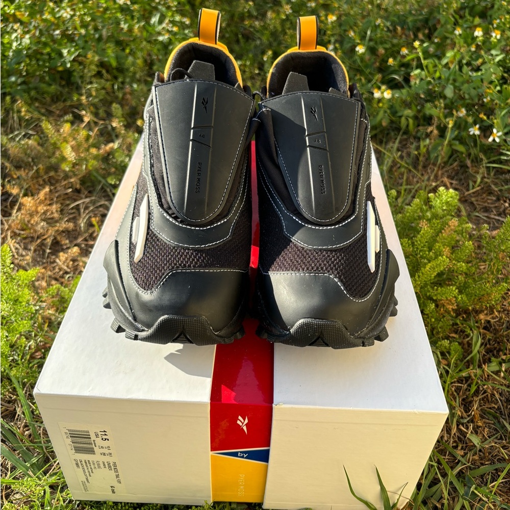 Reebox pyer Moss shoes